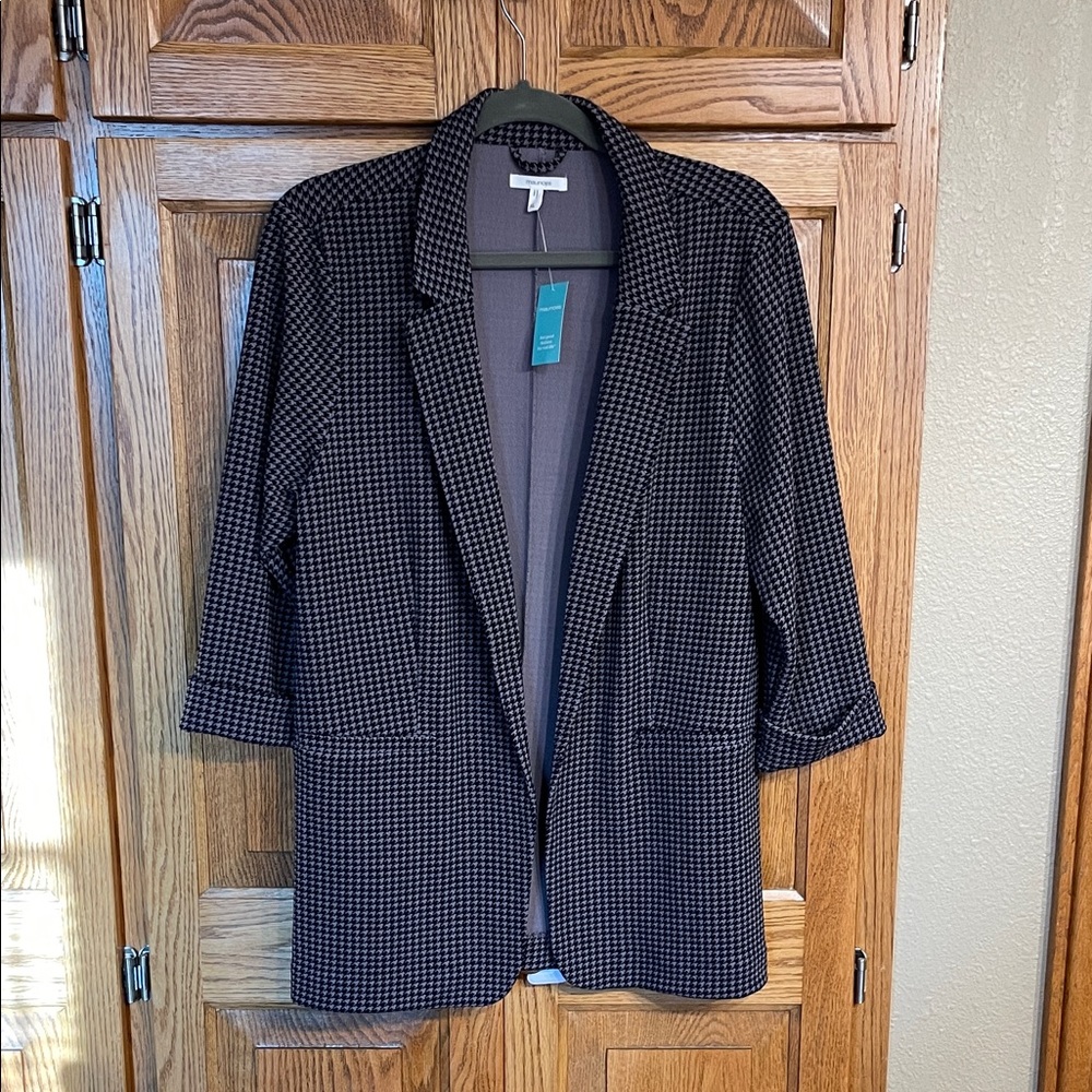 Maurice’s Women's Black and Gray Checkered Coat